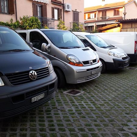 Hotel Il Pino Garlasco エクステリア 写真
