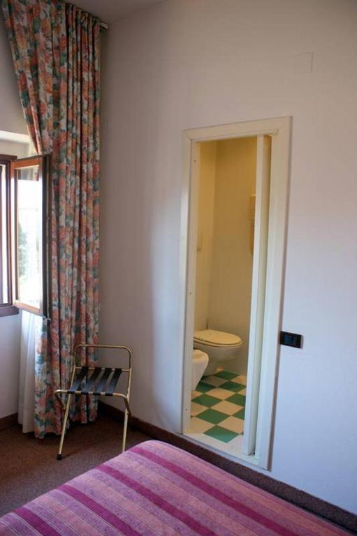 Hotel Il Pino Garlasco 部屋 写真