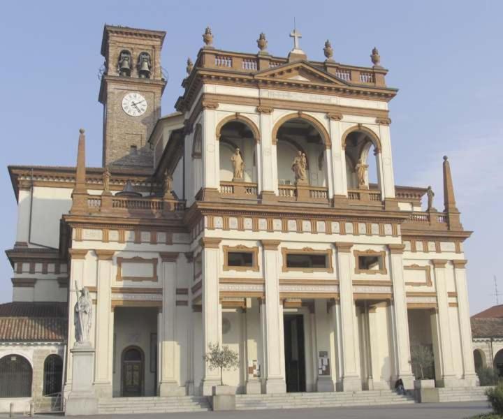 Hotel Il Pino Garlasco エクステリア 写真